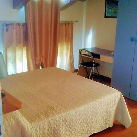 Maggiociondolo ゲストハウス