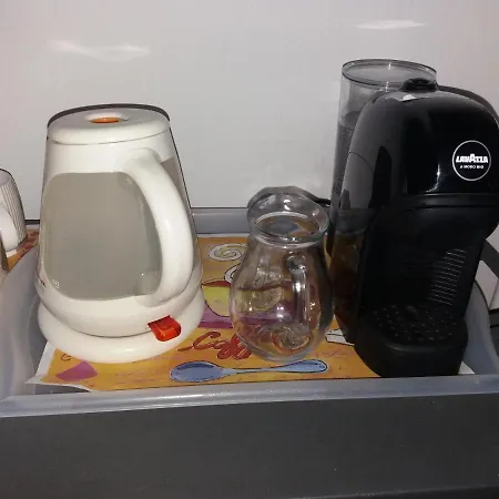 Affittacamere Maggiociondolo 3*