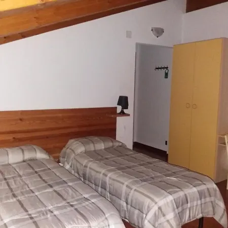 Maggiociondolo Venasca