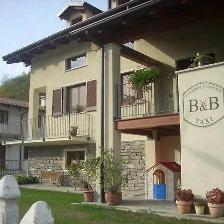 Maggiociondolo ゲストハウス 3*