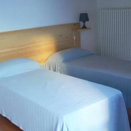 Maggiociondolo Affittacamere Venasca