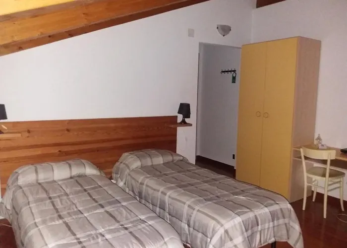 Maggiociondolo Venasca